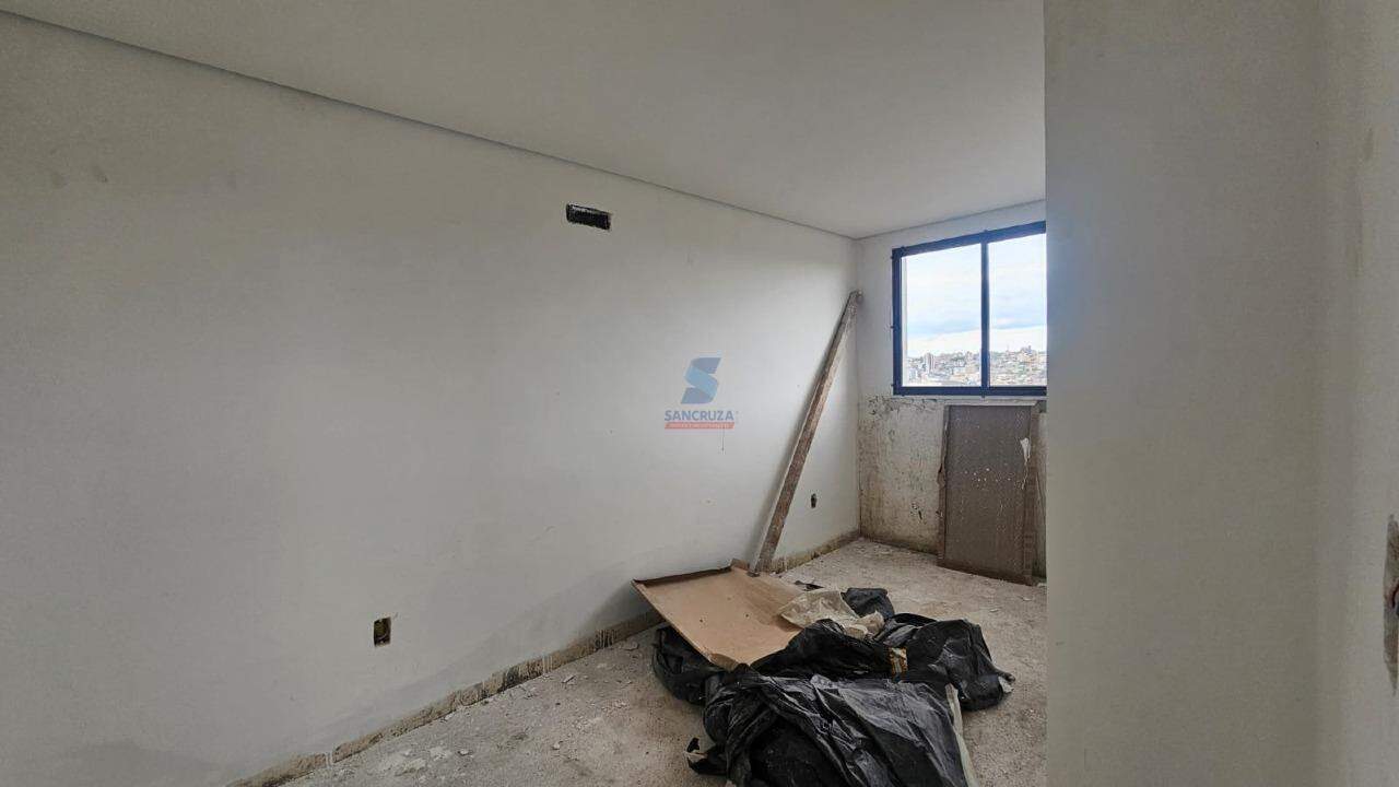 Cobertura à venda no Riacho das Pedras: 