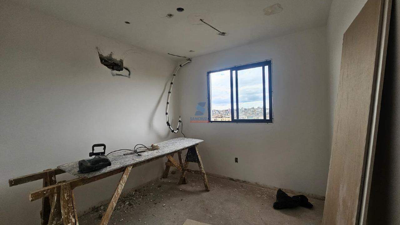 Cobertura à venda no Riacho das Pedras: 