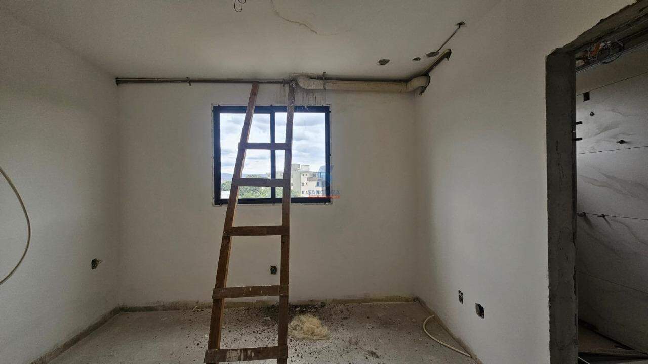 Cobertura à venda no Riacho das Pedras: 