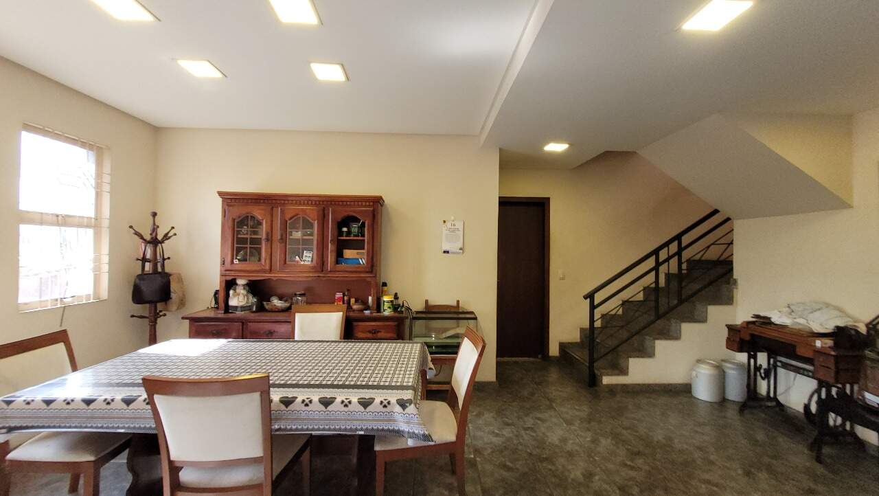 Casa à venda no Jardim Riacho das Pedras: 