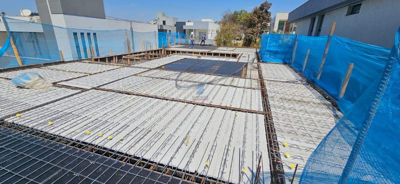 Casa de condomínio à venda no Estância Silveira: 