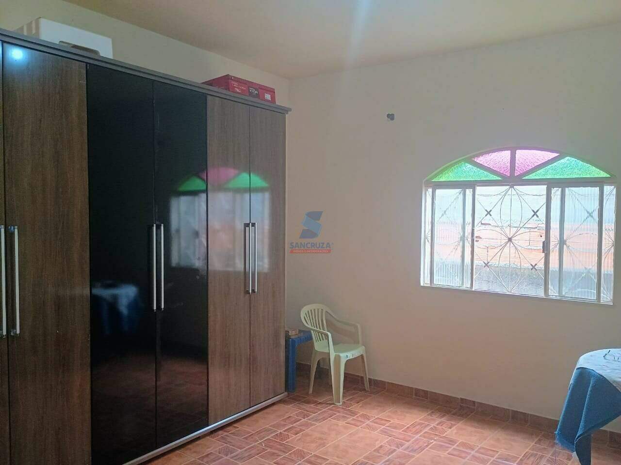 Casa à venda no Tropical: 