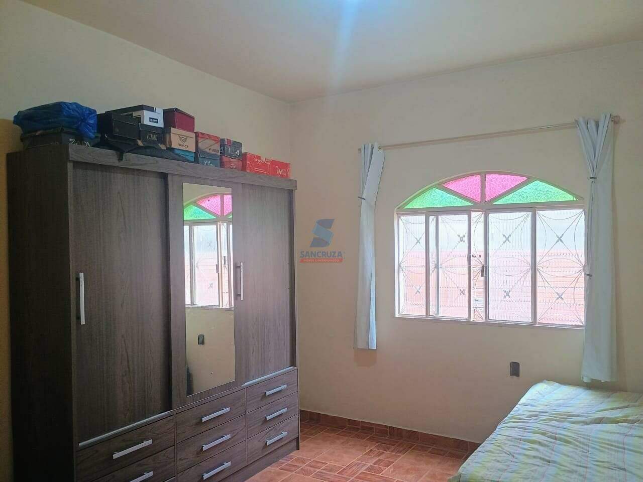 Casa à venda no Tropical: 