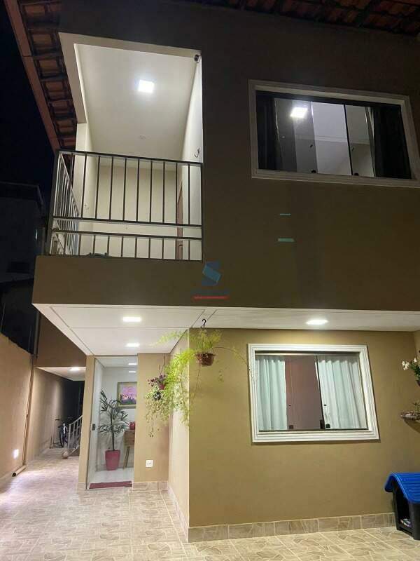 Casa Geminada à venda no Arvoredo: 