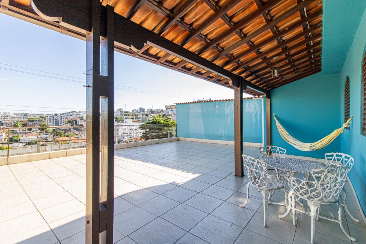 Casa à venda no Glória: VARANDA 