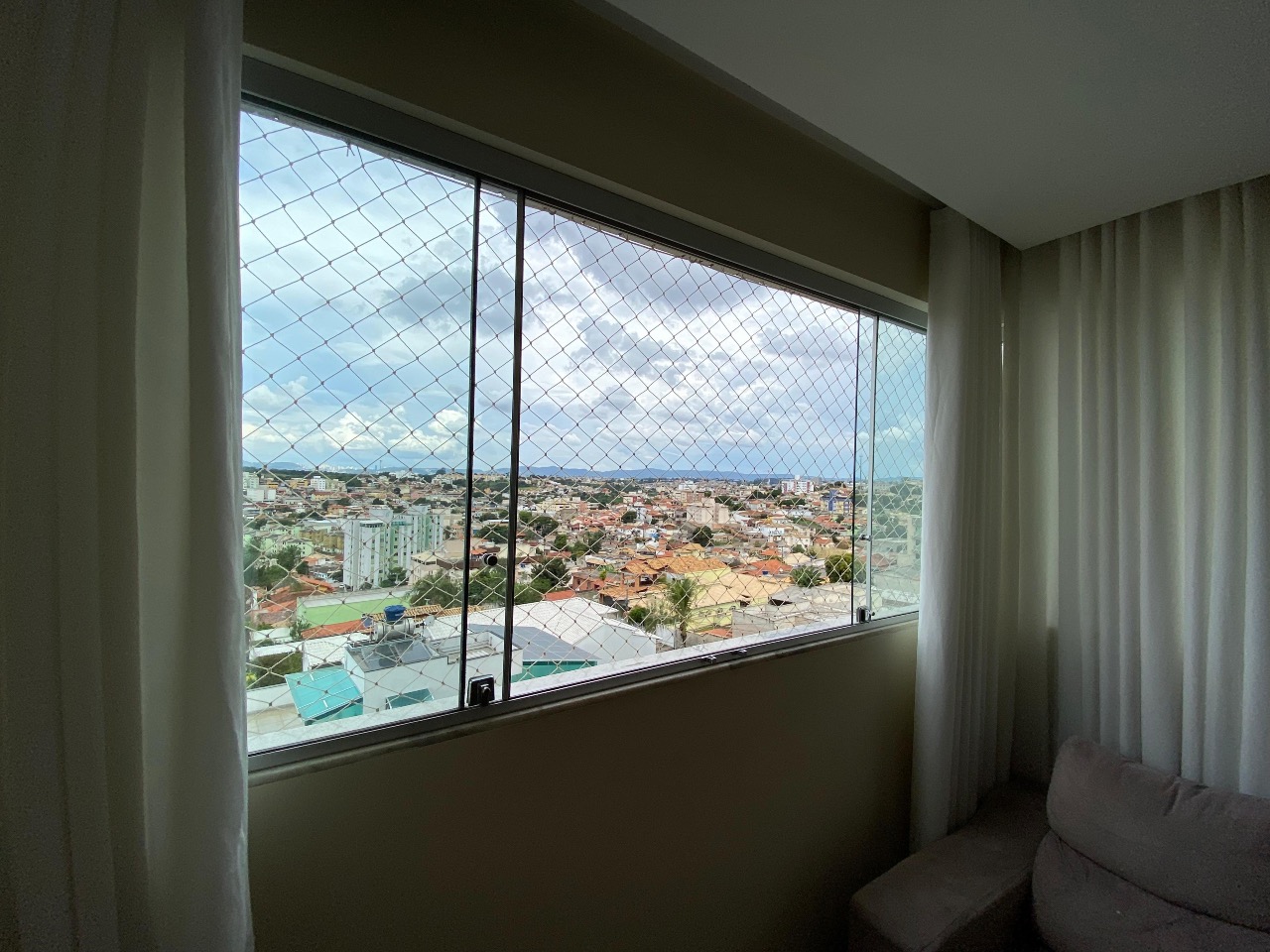 Apartamento à venda no Alvorada: VISTA ( SACADA) 