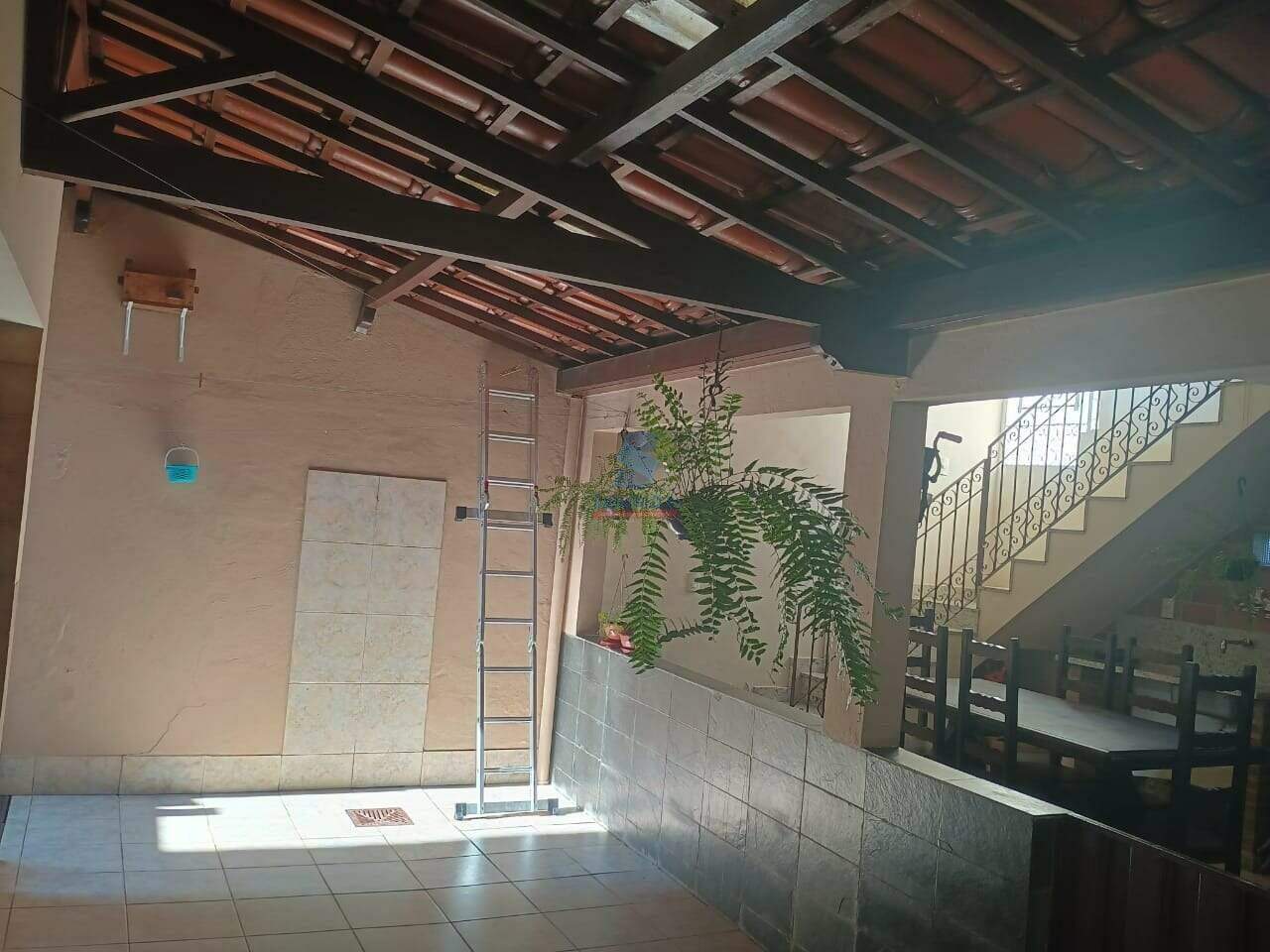 Casa à venda no Conjunto Água Branca: 