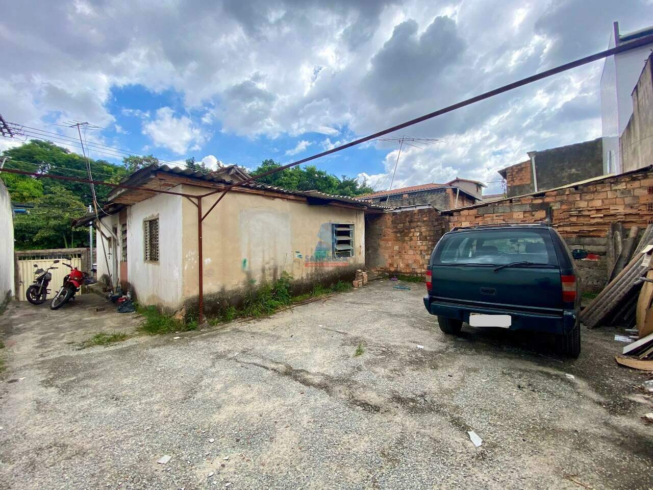 Lote / Área / Terreno à venda no Conjunto Água Branca: 