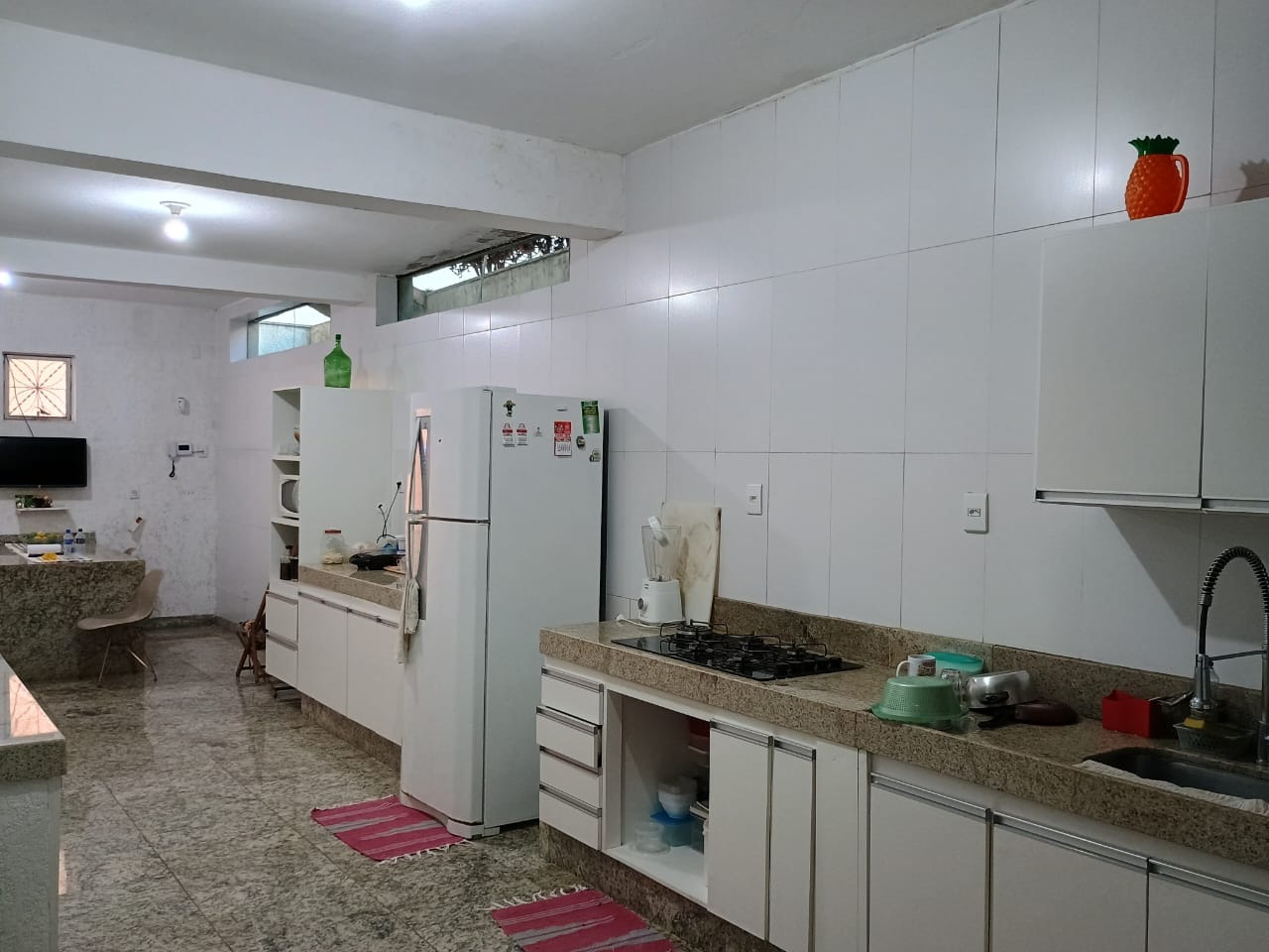 Casa à venda no Colonial: 