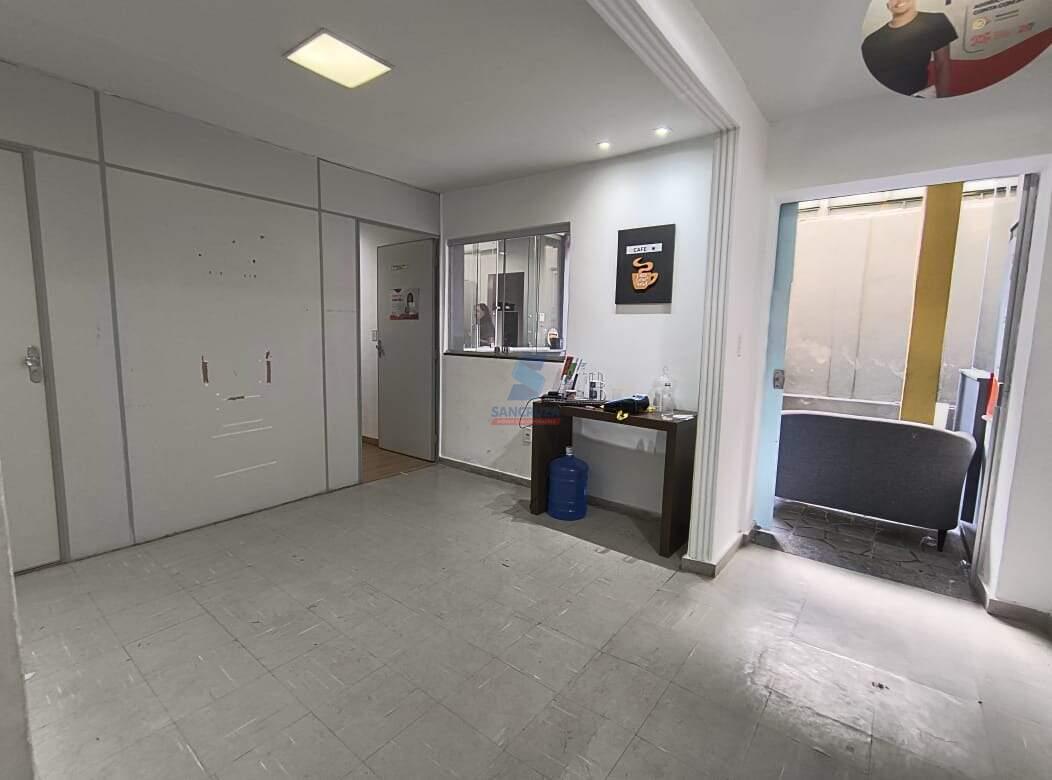 Casa Comercial para aluguel no Três Barras: 