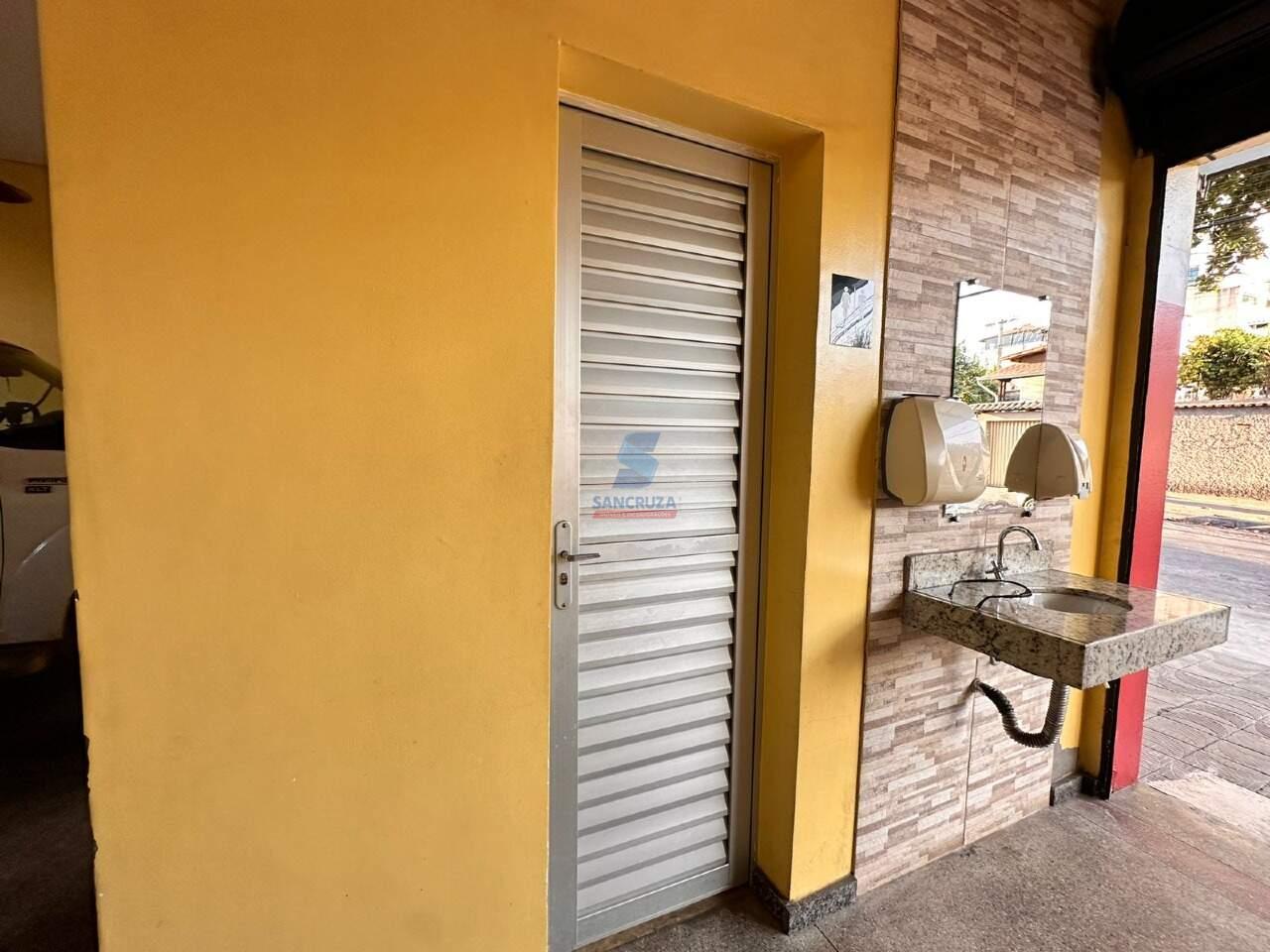 Loja à venda no Riacho das Pedras: 