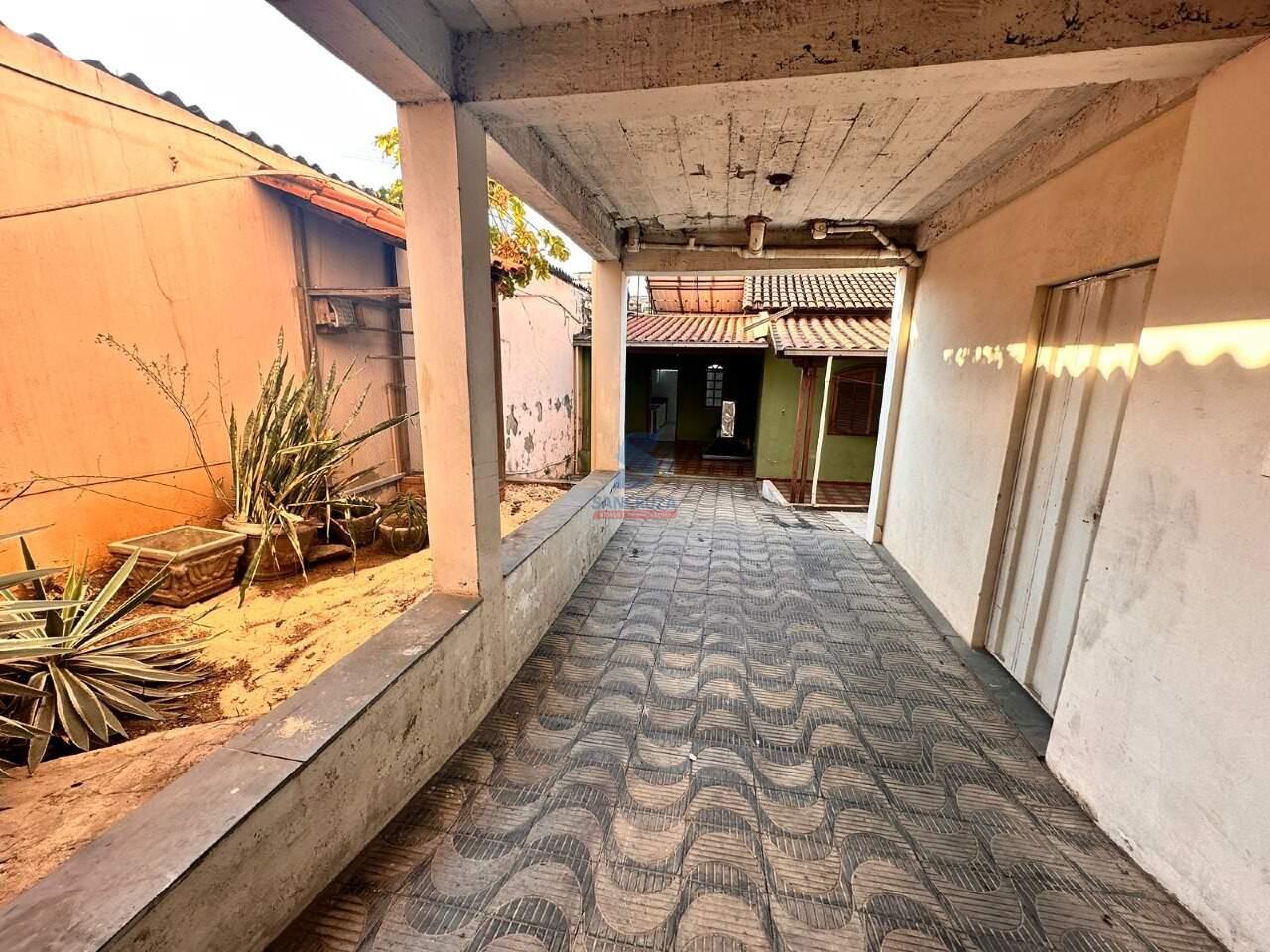 Loja à venda no Riacho das Pedras: 