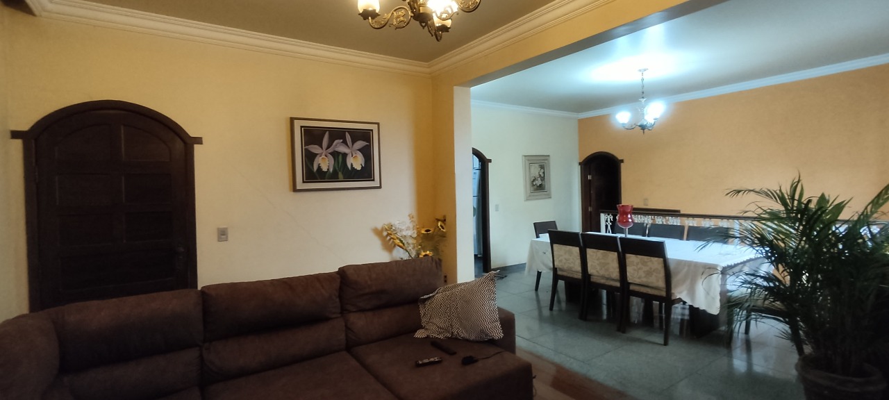 Casa à venda no Inconfidentes: 