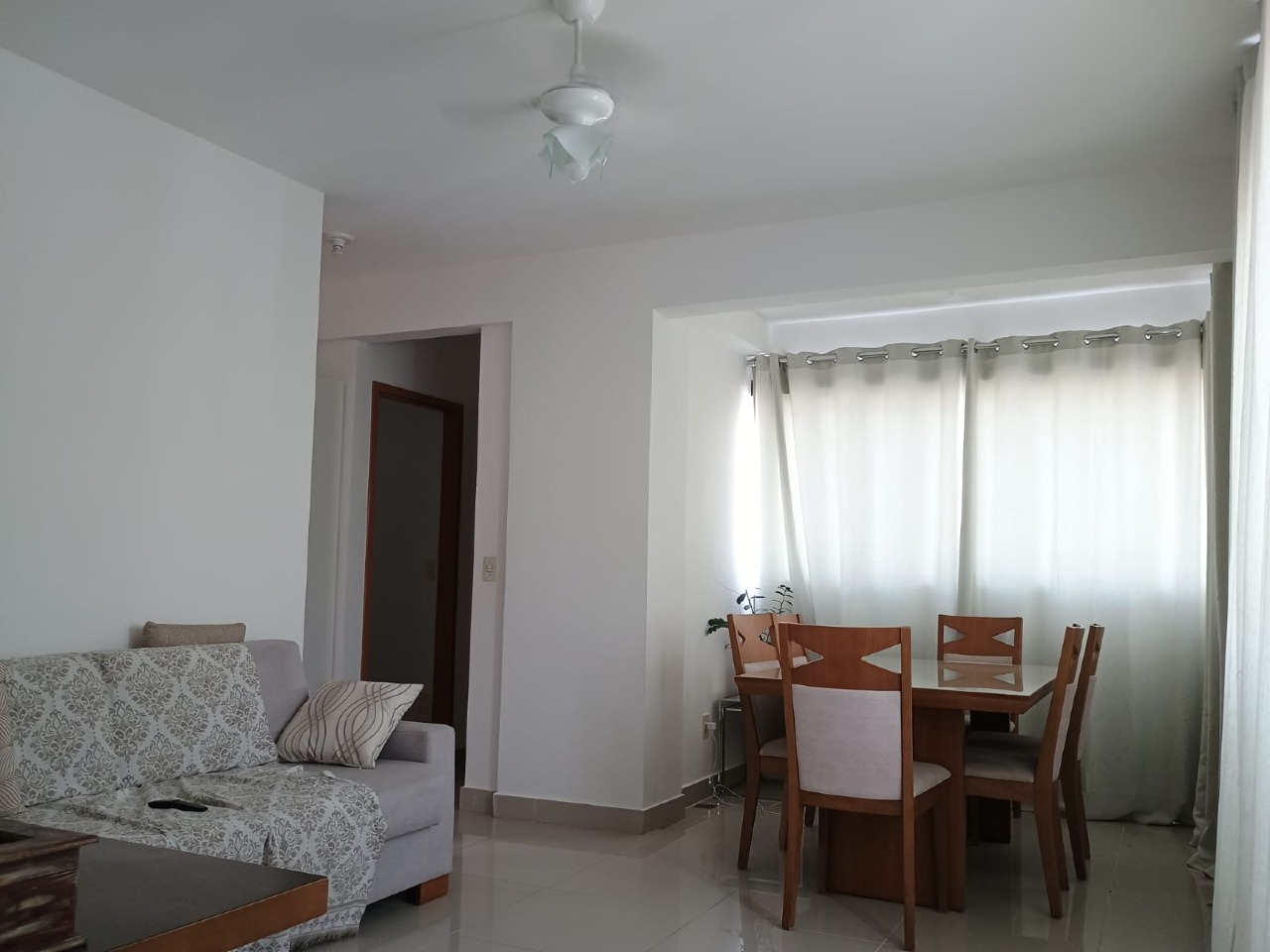 Apartamento à venda no Cabral: 