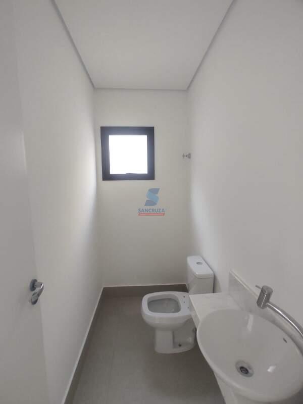 Casa de condomínio à venda no Quintas Coloniais: 