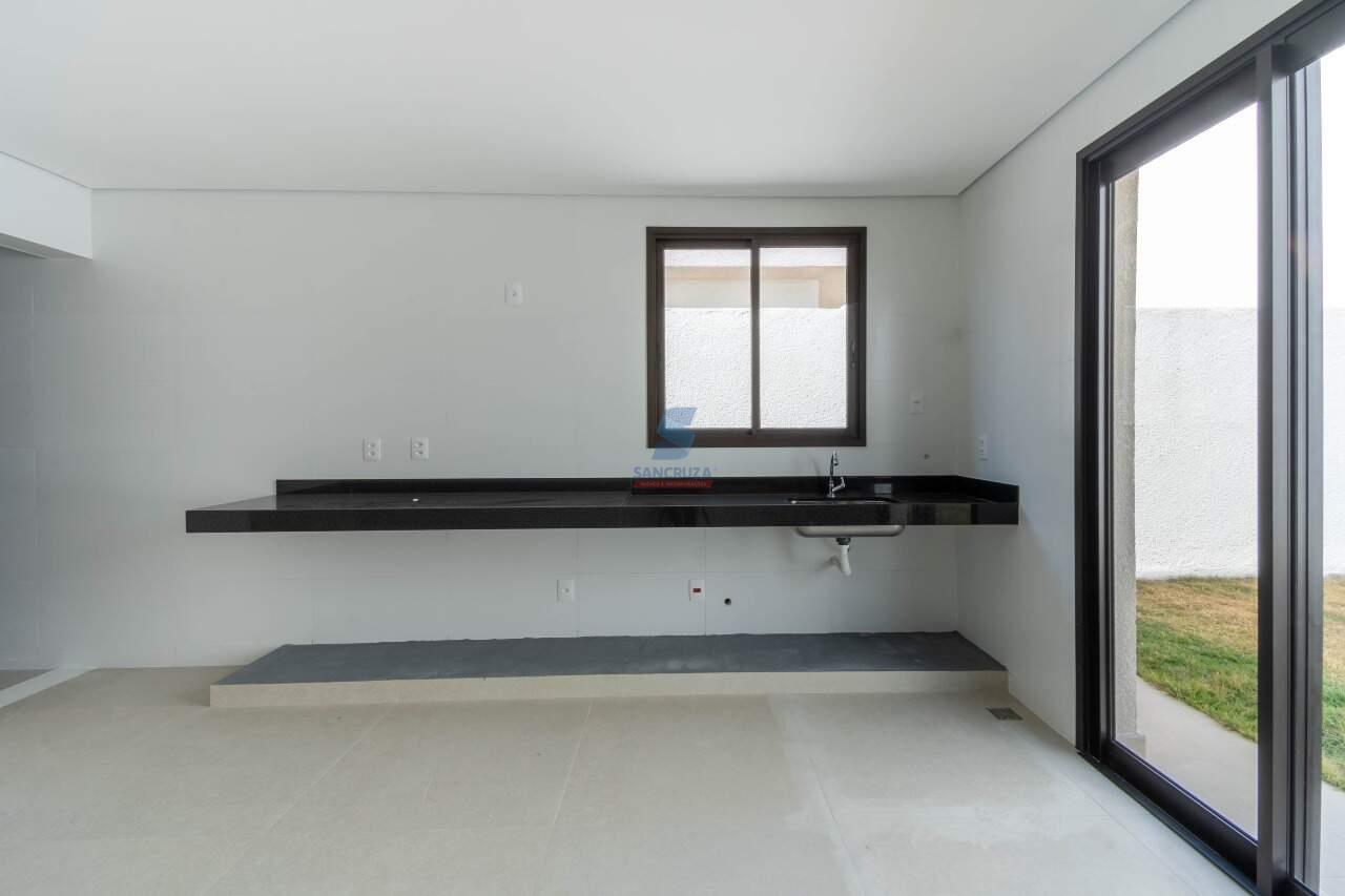 Casa de condomínio à venda no Quintas Coloniais: 