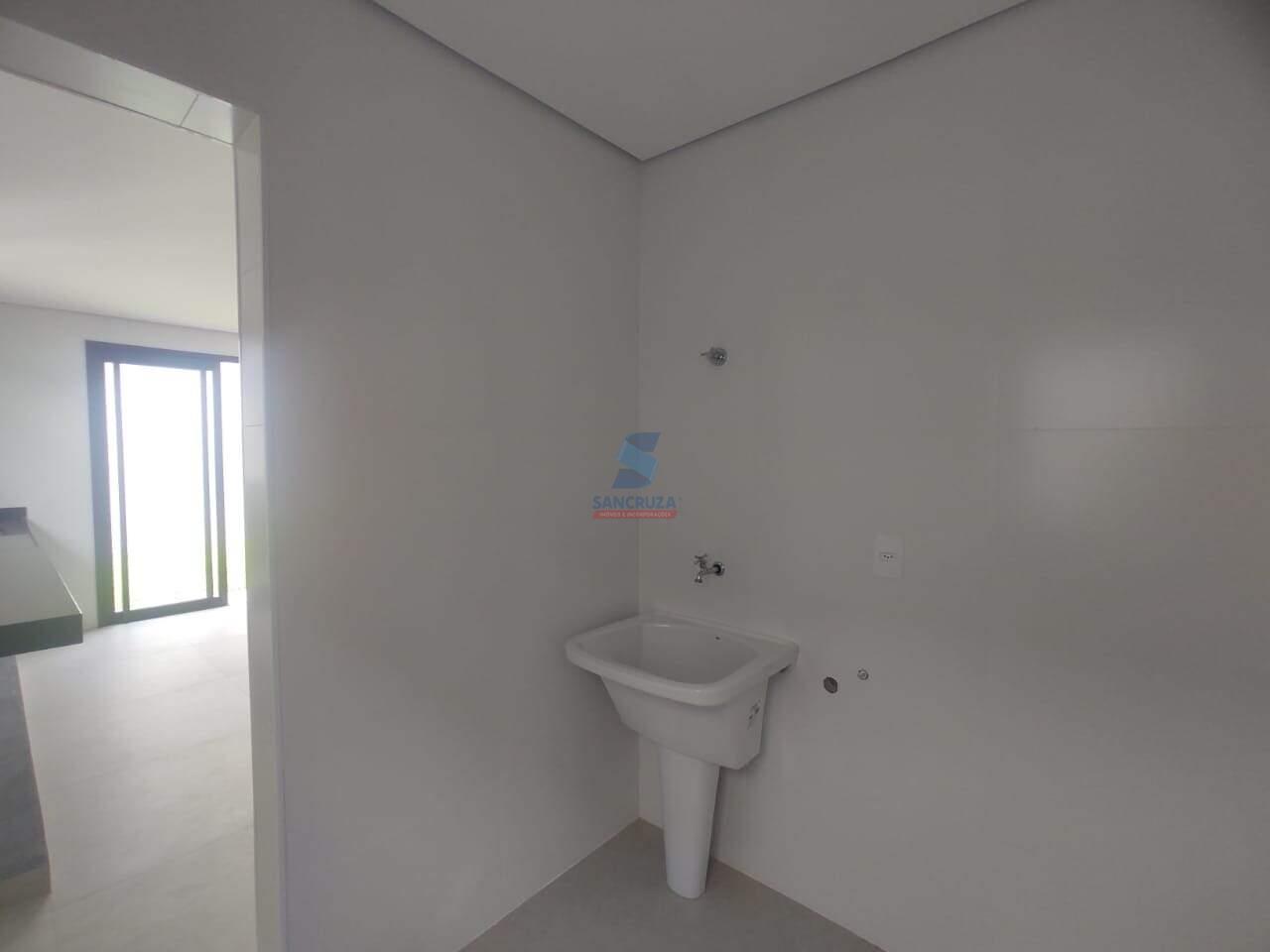 Casa de condomínio à venda no Quintas Coloniais: 