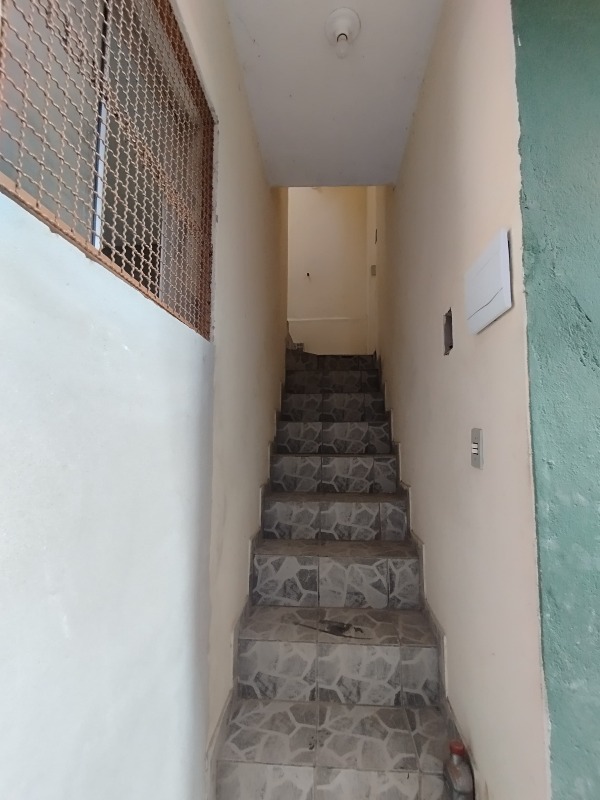 Kitnet para aluguel no SANTA EDWIGES: 