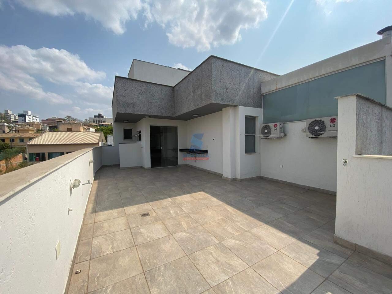 Cobertura à venda no Cabral: 