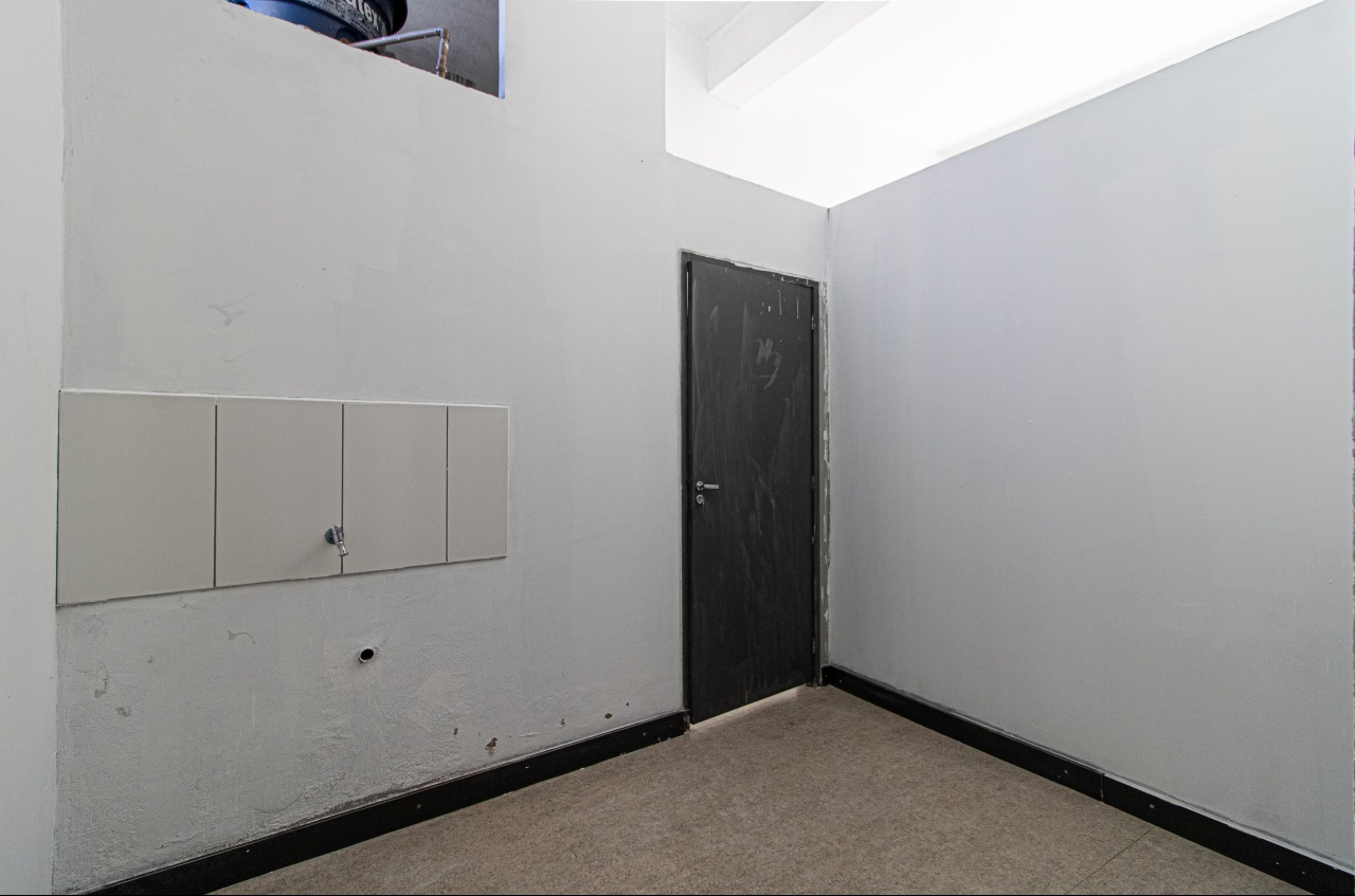 Loja para aluguel no Glória: 