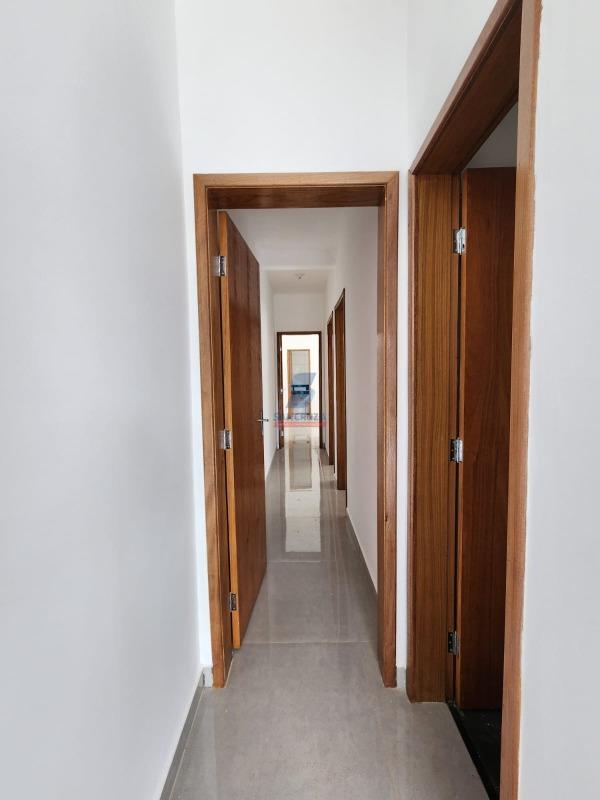 Casa Geminada à venda no Parque XangriLá: 