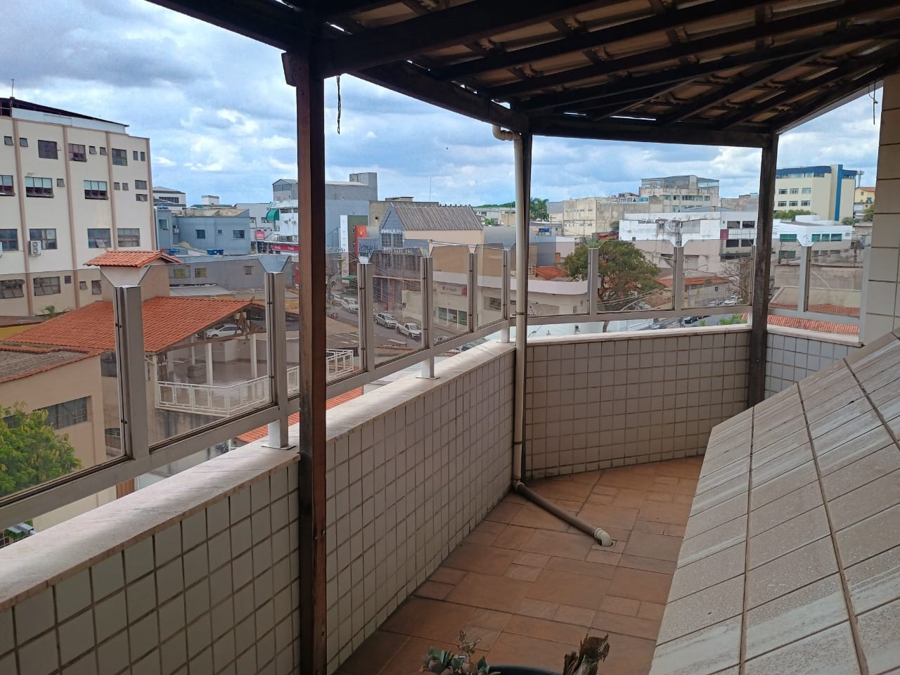 Cobertura à venda no Eldorado: 