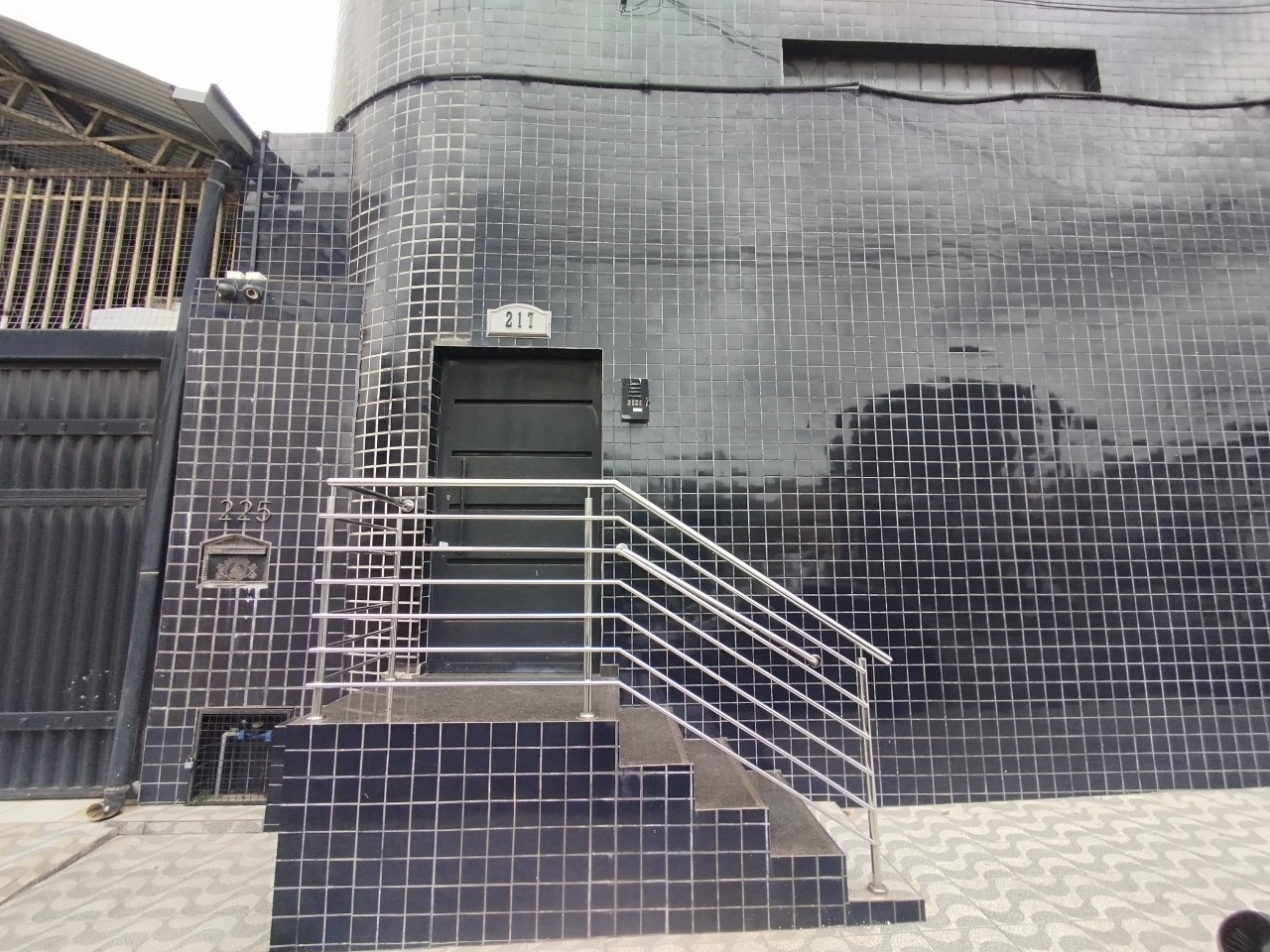 Sala para aluguel no Glória: 