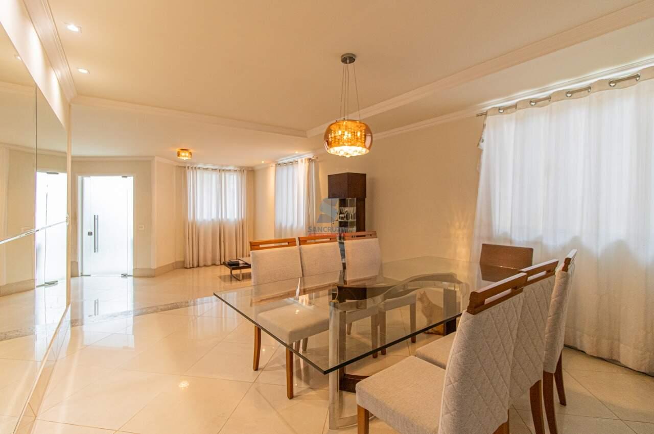 Casa à venda no Cabral: SALA DE JANTAR