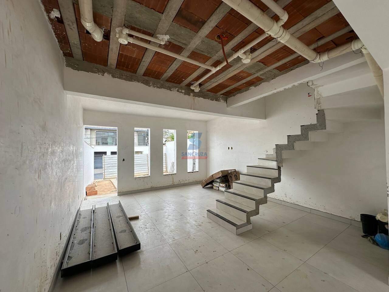 Casa Geminada à venda no Alvorada: SALA