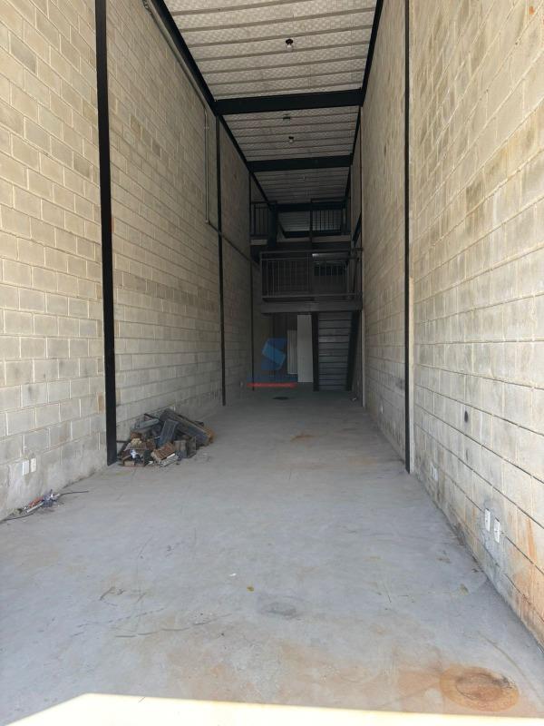 Loja para aluguel no Nova Contagem: 