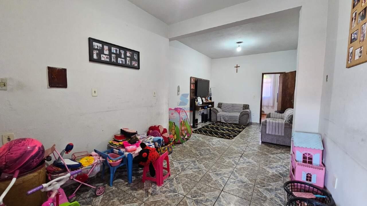 Casa Comercial à venda no Industrial: 