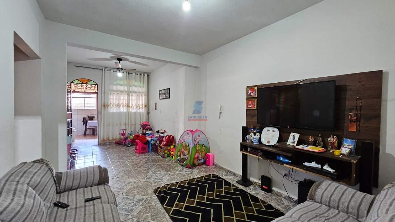 Casa Comercial à venda no Industrial: 