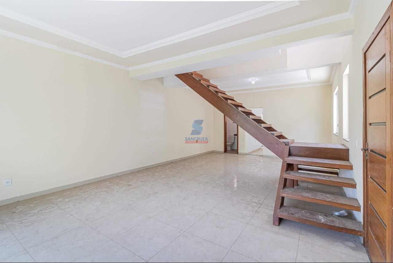 Casa Geminada à venda no Lucio de Abreu: 