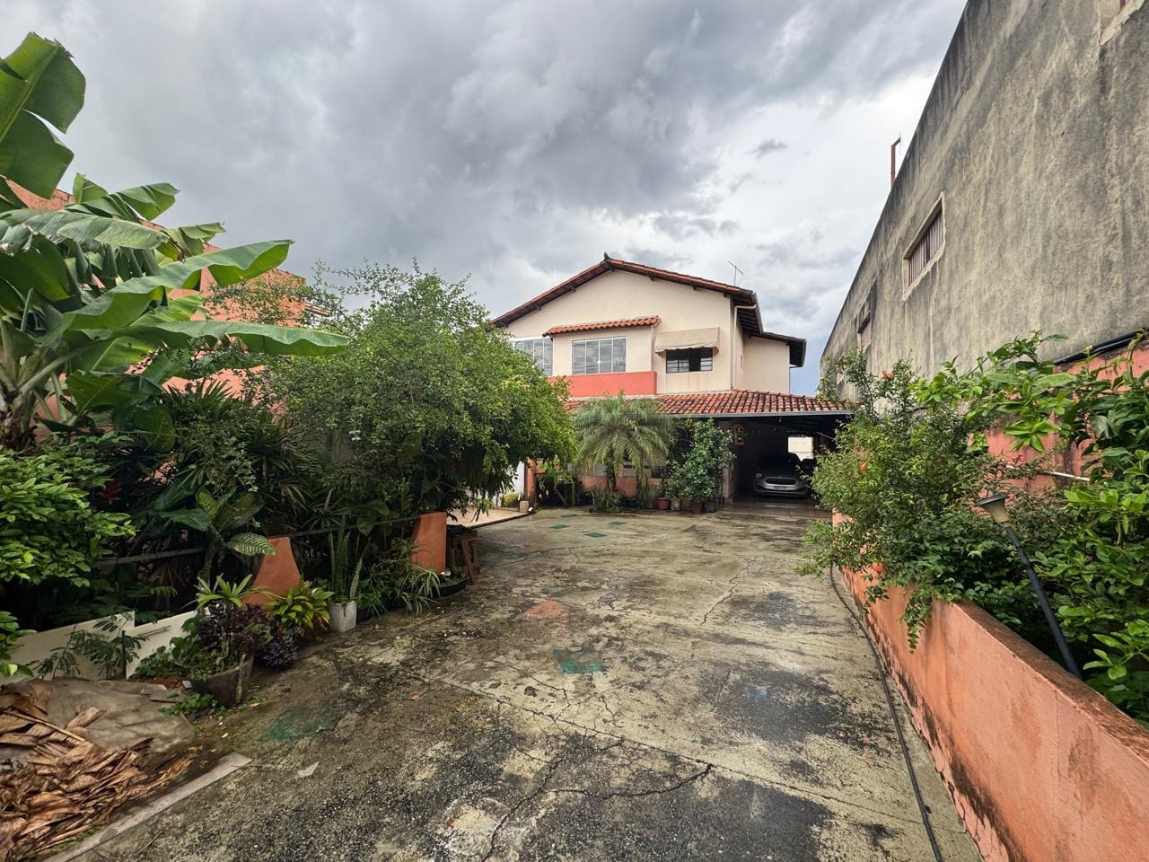 Casa Comercial à venda no Jardim Riacho das Pedras: 