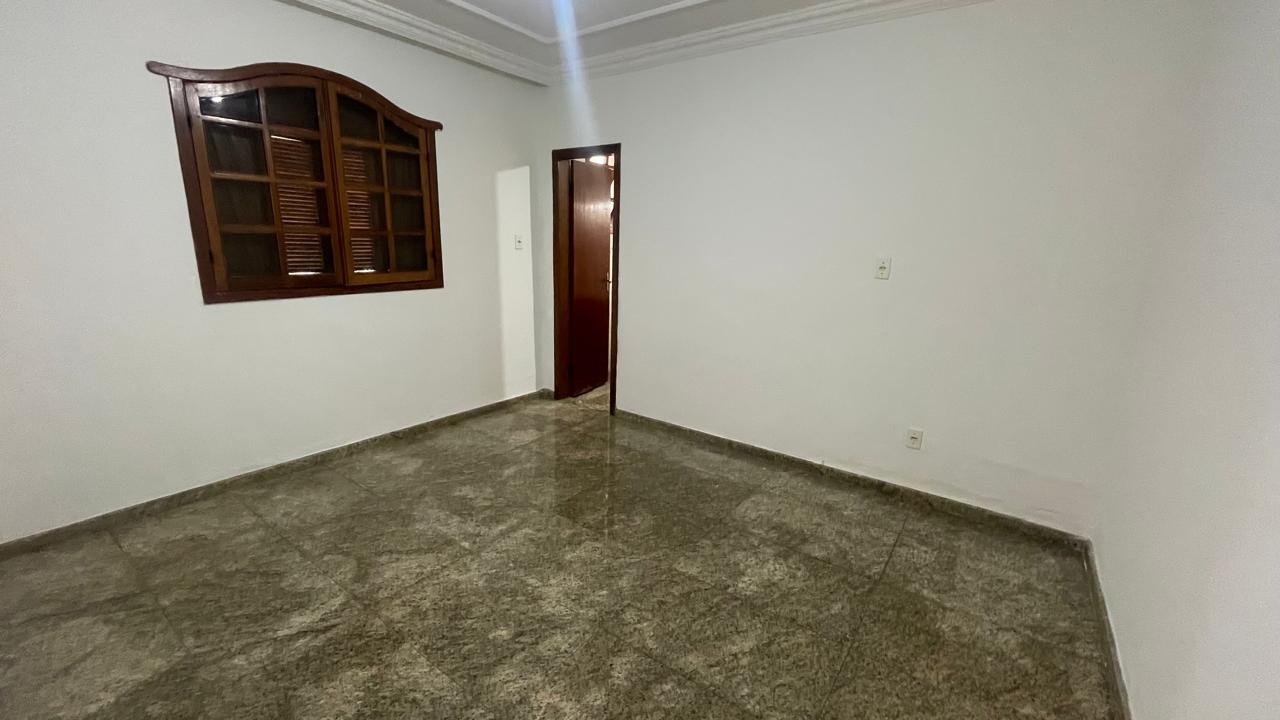 Casa à venda no Parque Maracanã: 