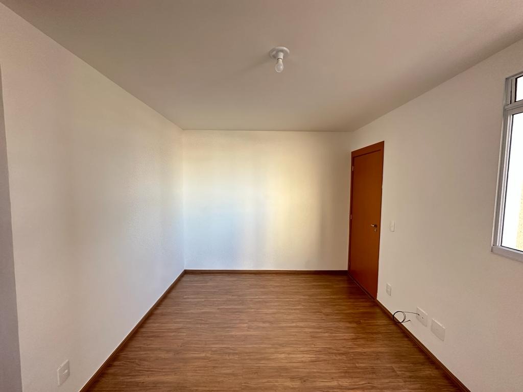 Apartamento à venda no Vale das Amendoeiras: 
