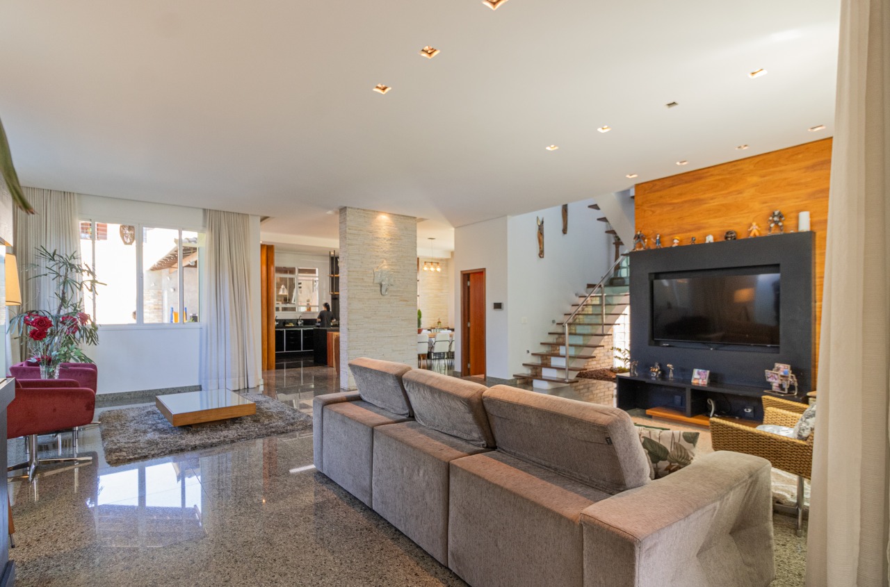 Casa à venda no Jardim Riacho das Pedras: 