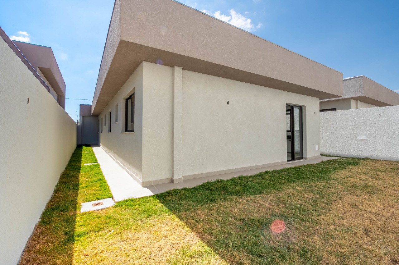 Casa de condomínio à venda no Quintas Coloniais: 