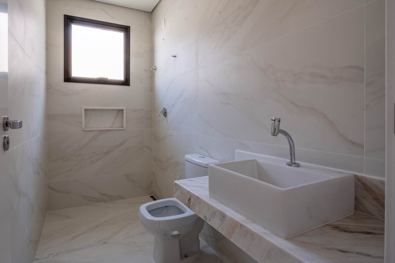 Casa de condomínio à venda no Quintas Coloniais: 