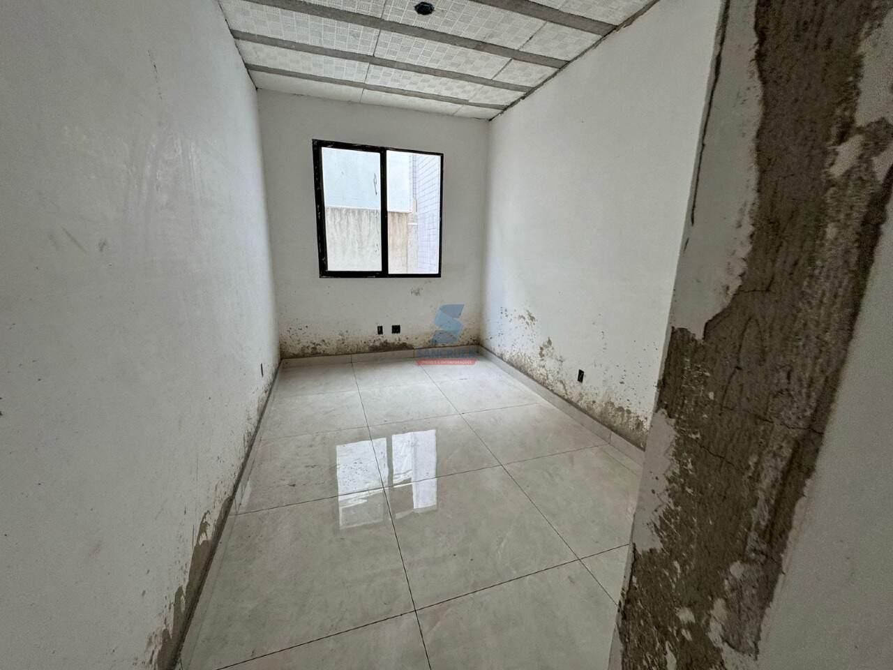 Apartamento à venda no Riacho das Pedras: 