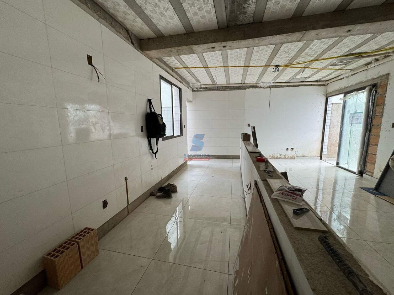 Apartamento à venda no Riacho das Pedras: 