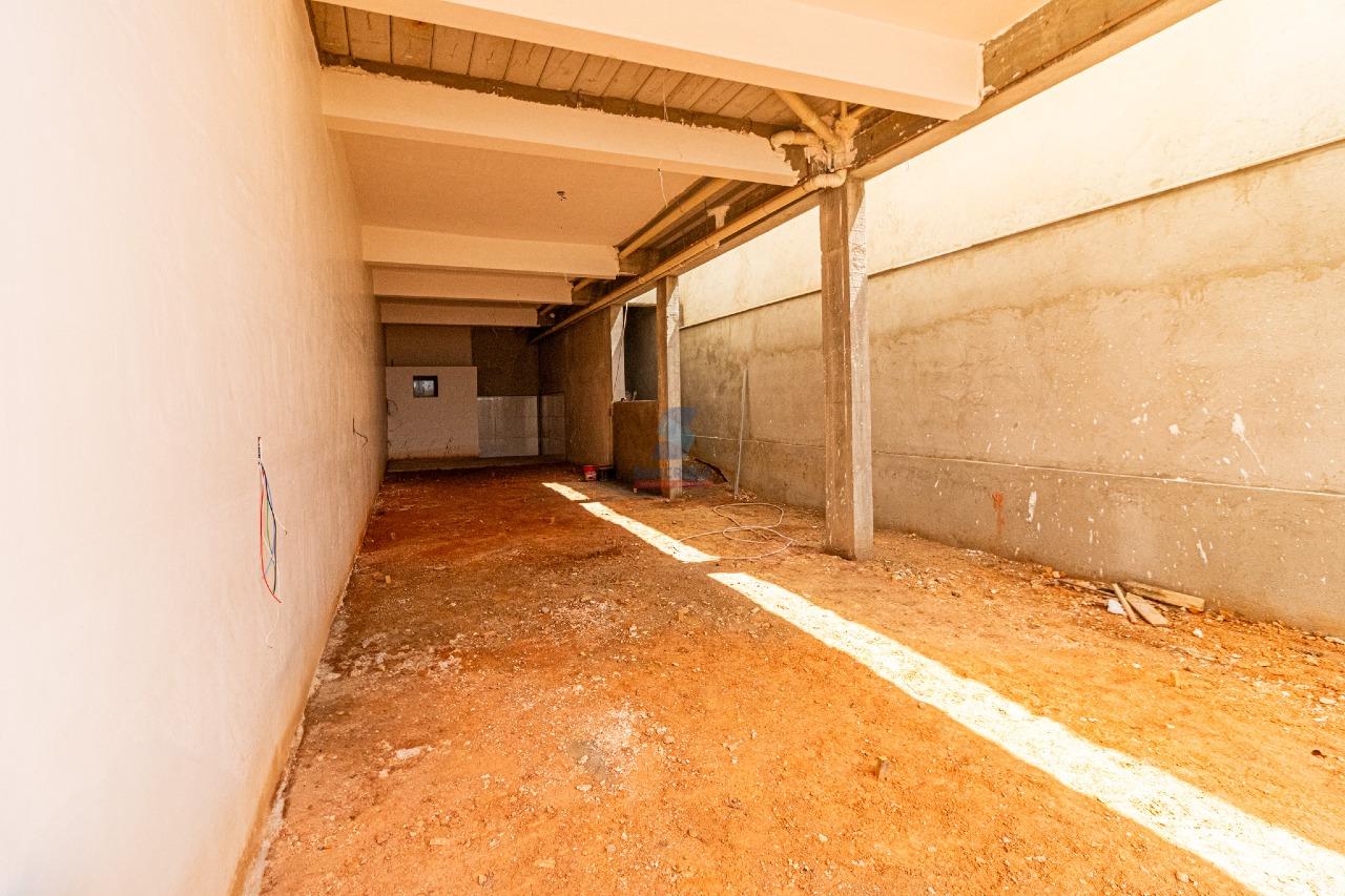 Casa Geminada à venda no Santa Cruz Industrial: 