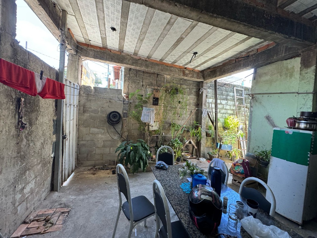 Casa à venda no Conjunto Água Branca: 