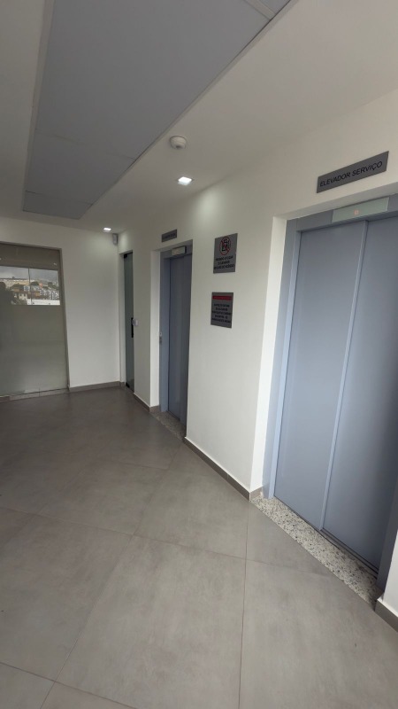 Andar corrido para aluguel no Três Barras: 