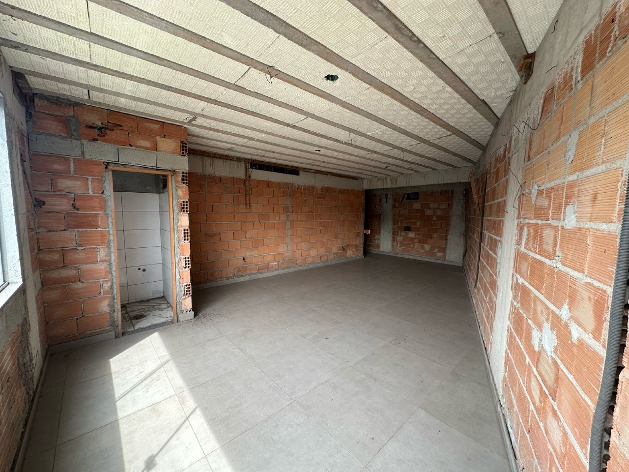 Sala para aluguel no Europa: 