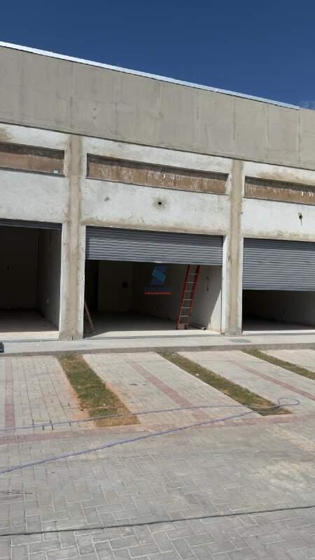 Loja para aluguel no Estância do Hibisco: 