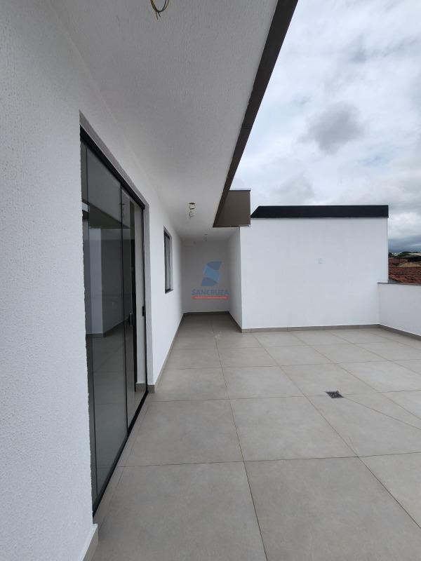 Cobertura à venda no Jardim Industrial: 