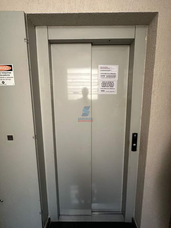 Cobertura à venda no Eldorado: 