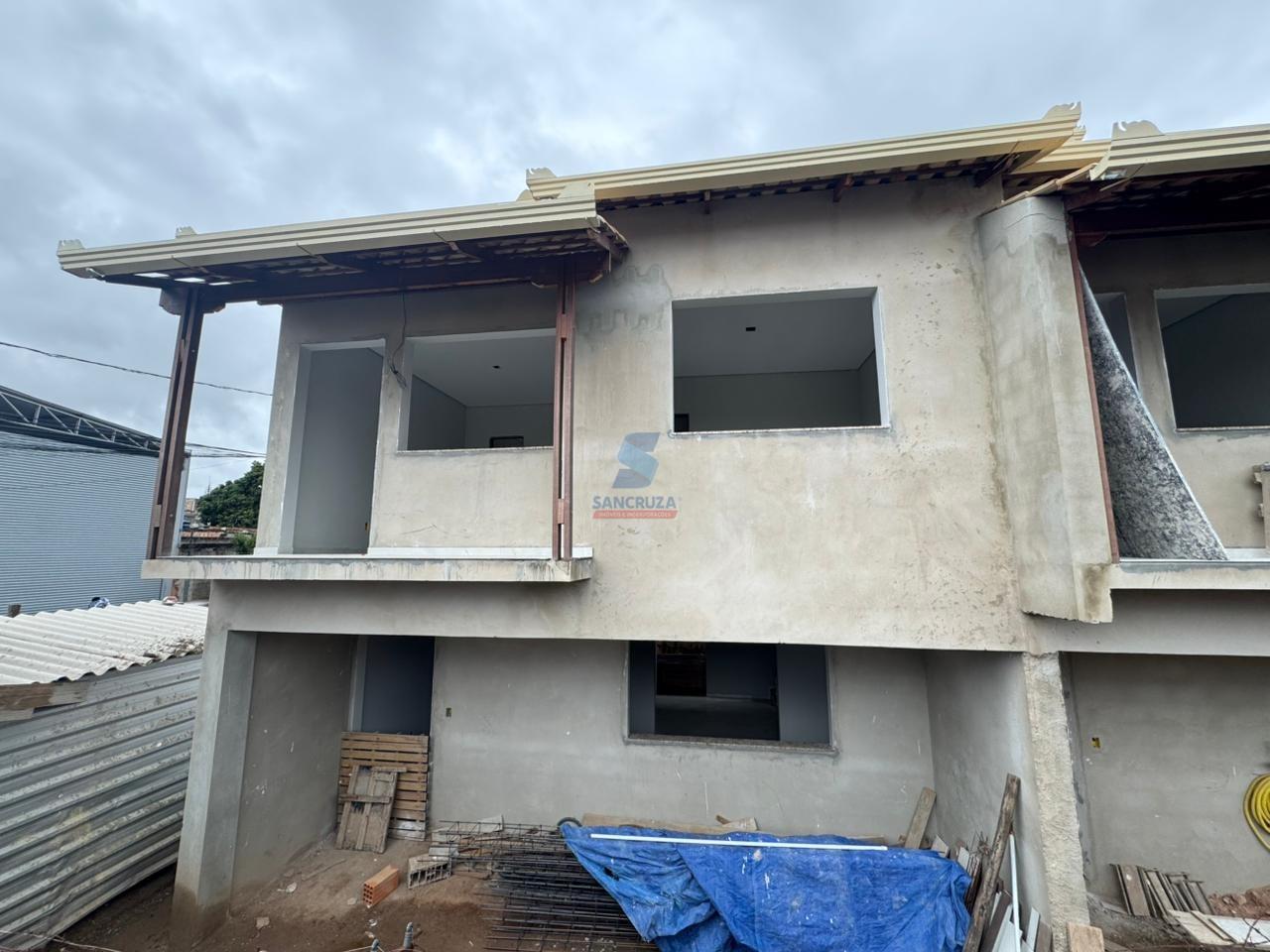 Casa Geminada à venda no Industrial São Luiz: 