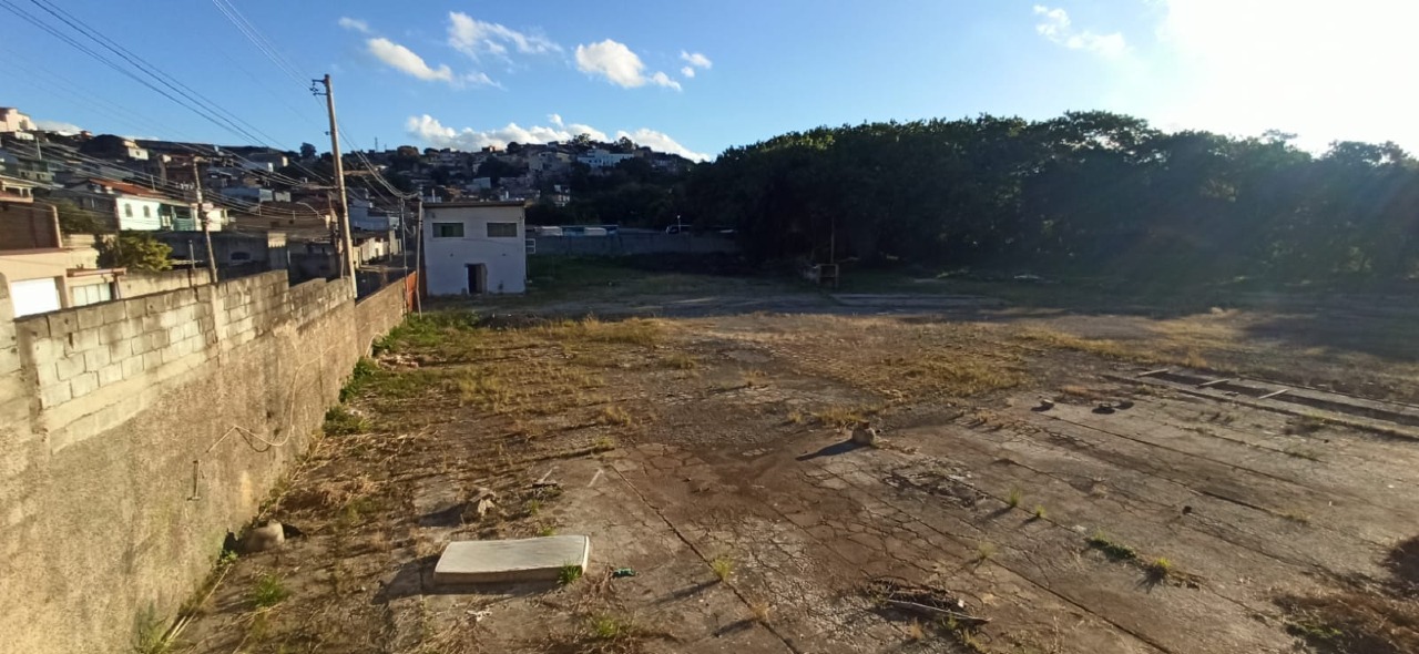 Lote / Área / Terreno à venda no Fonte Grande: 